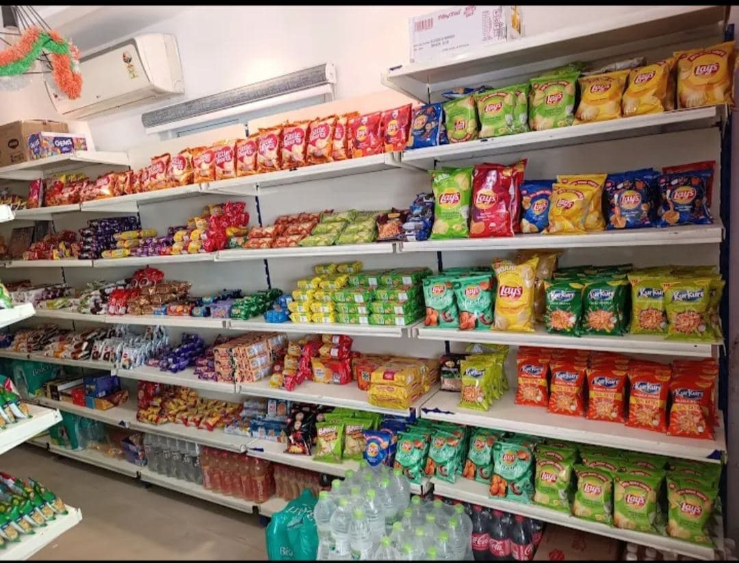 Snacks and chips aisle at Vedasri Traders